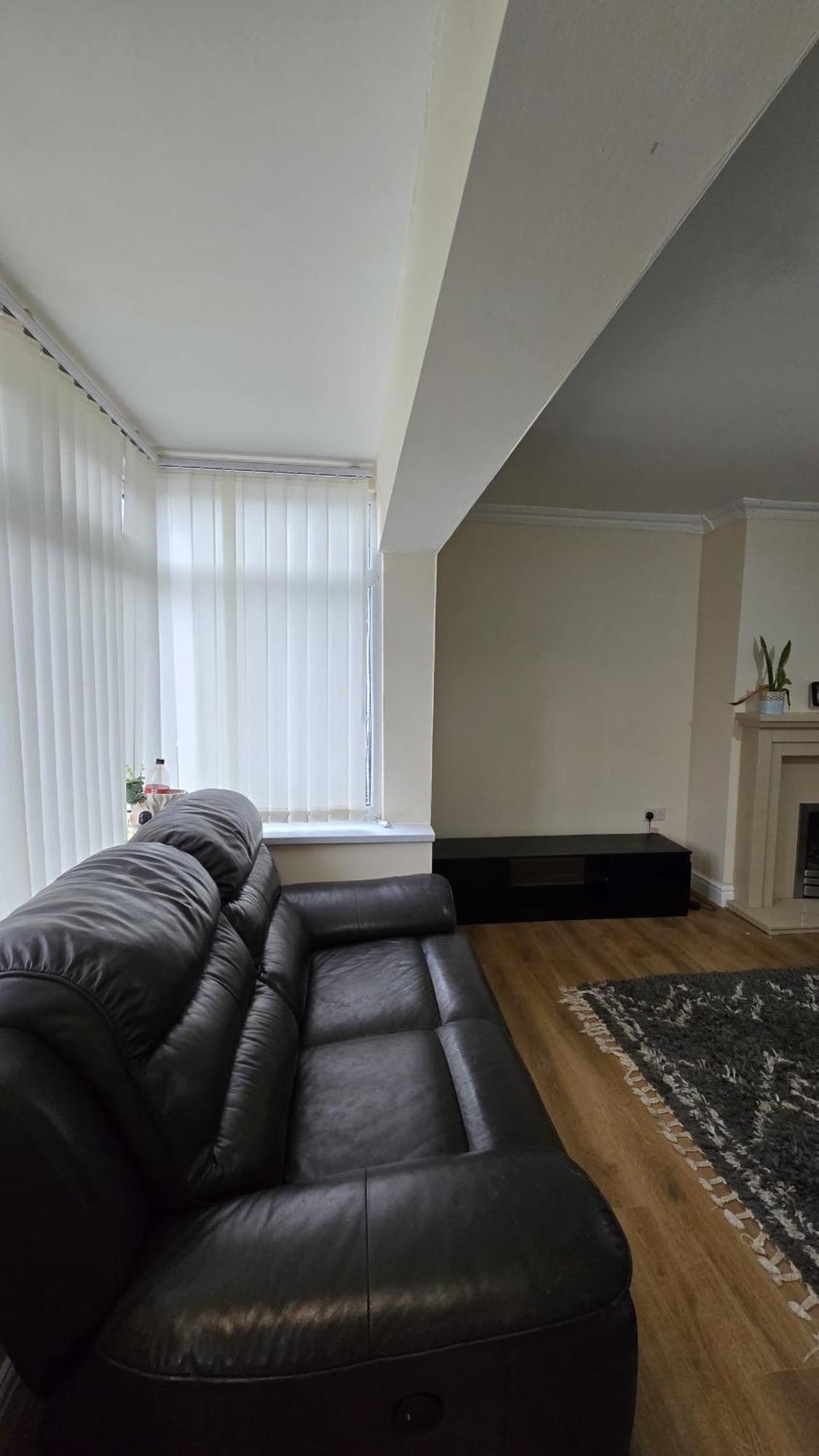 Entire Three Bedroom House In Birmingham Exterior photo